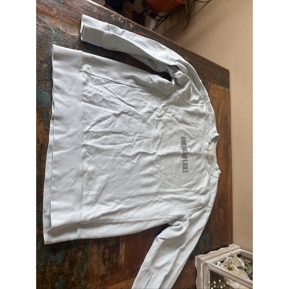 mens american eagle crewneck sweatshirt Size Large